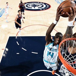 本来是一名可靠的蓝领中锋！结果快船就这样白白将他送到了黄蜂？